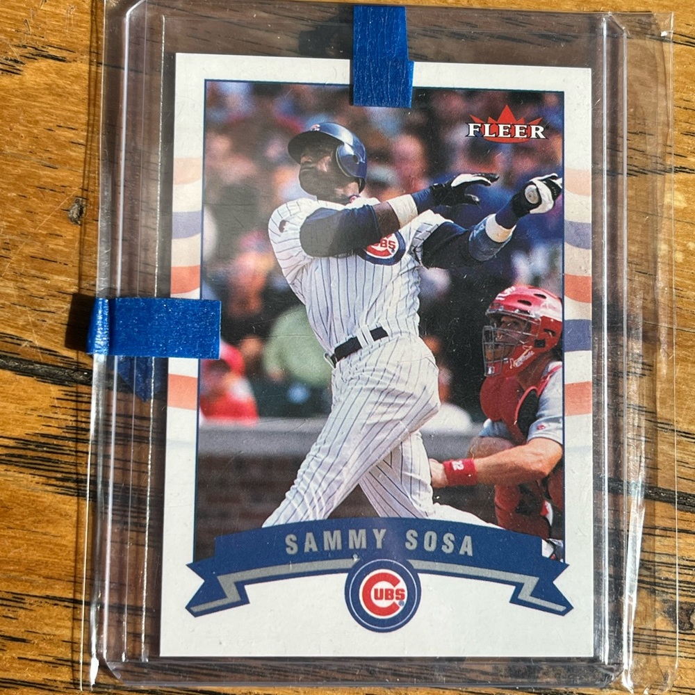 Fleer Sammy Sosa 157/200 baseball card